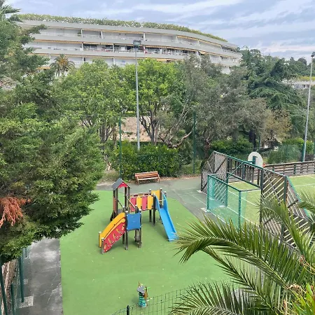 Apartmán Duplex Piscine Vue Wifi Parking Clim *
